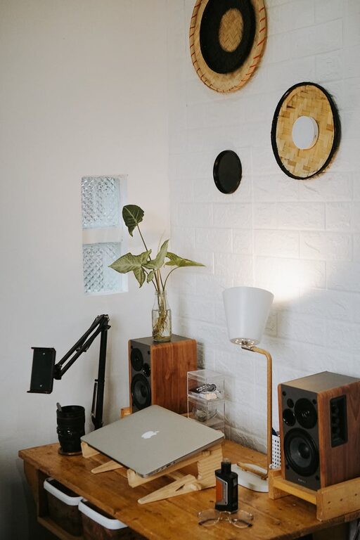 Tips for Creating a Cozy and Inviting Home Office Space